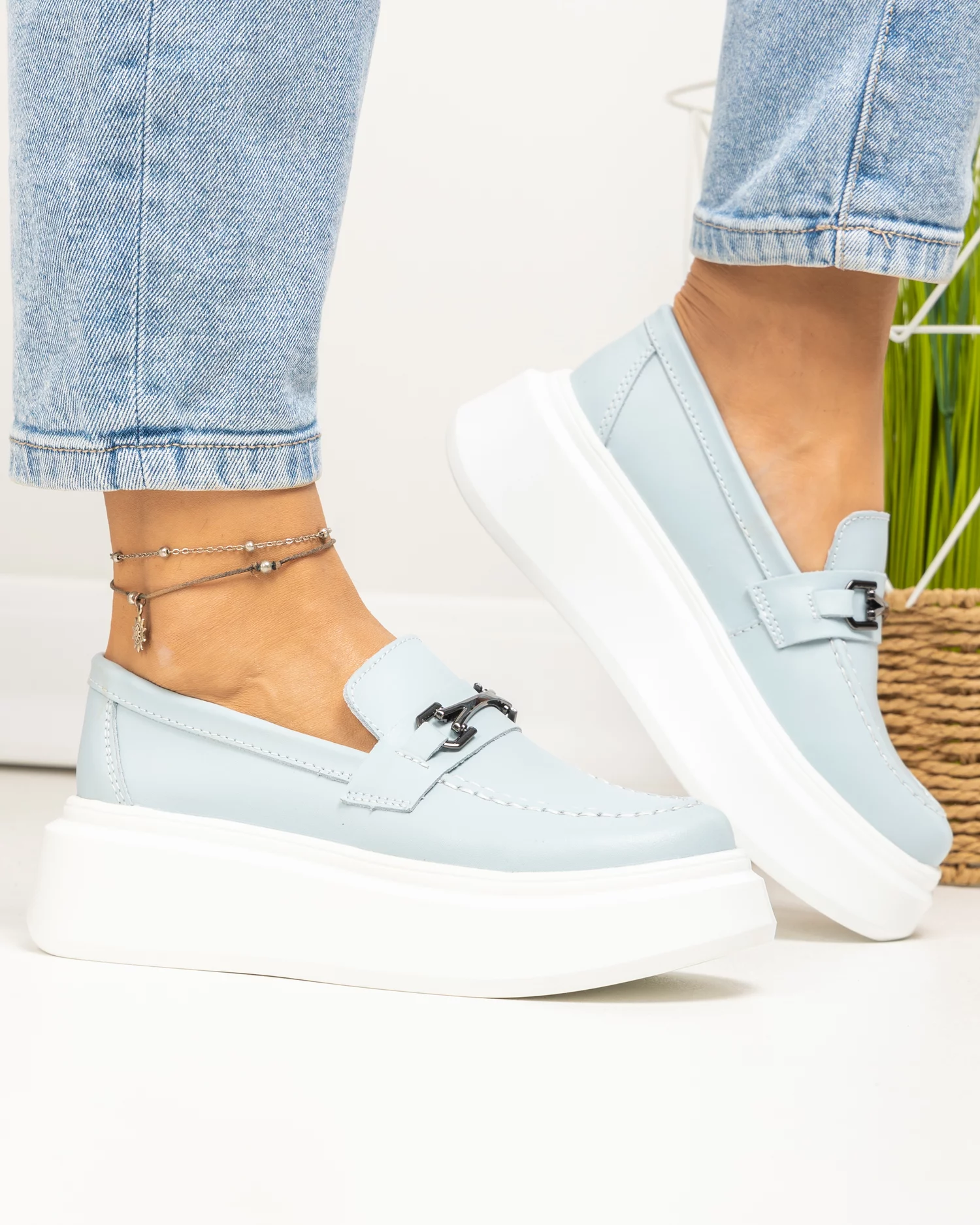 pantofi-casual-dama-piele-naturala-albastru-deschis-cu-inchidere-slip-on-t-5906-84730-2.webp