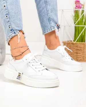 Pantofi casual dama piele naturala albi cu detaliu aplicat pe talpa si inchidere sireturi JY6821
