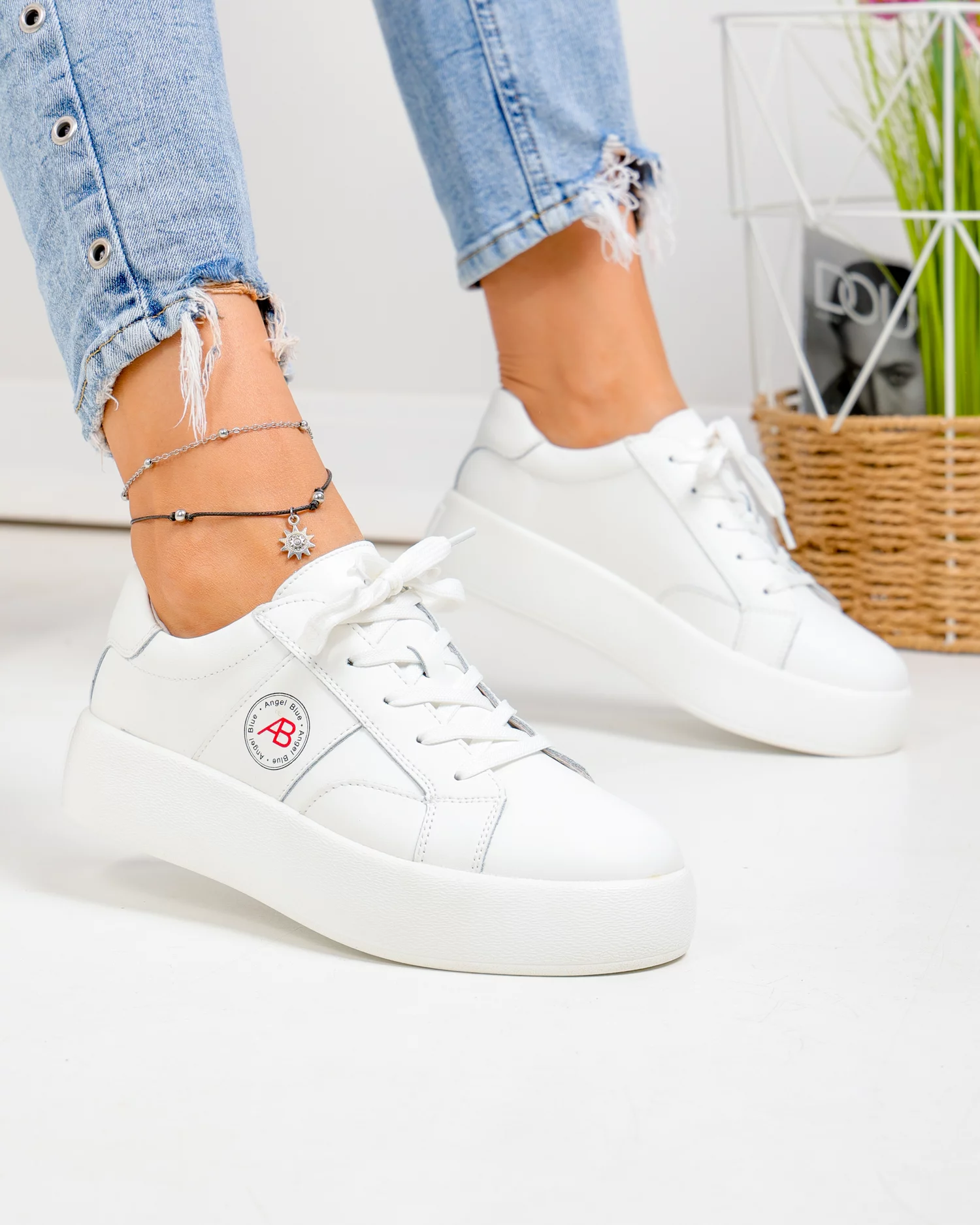 pantofi-casual-dama-piele-naturala-albi-cu-inchidere-sireturi-f001-879-100291-2.webp