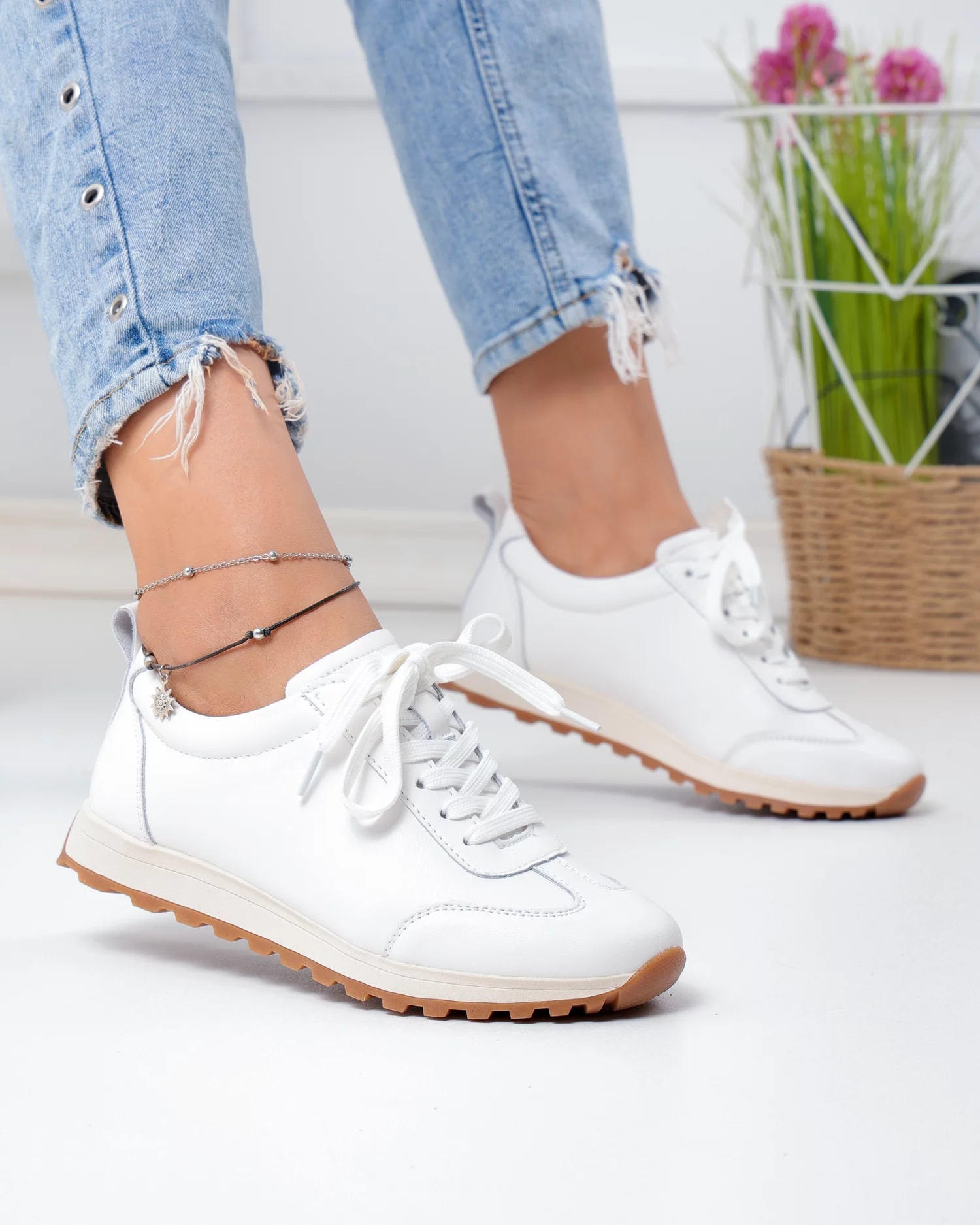 pantofi-casual-dama-piele-naturala-albi-cu-inchidere-sireturi-f002-642-103351-2.webp