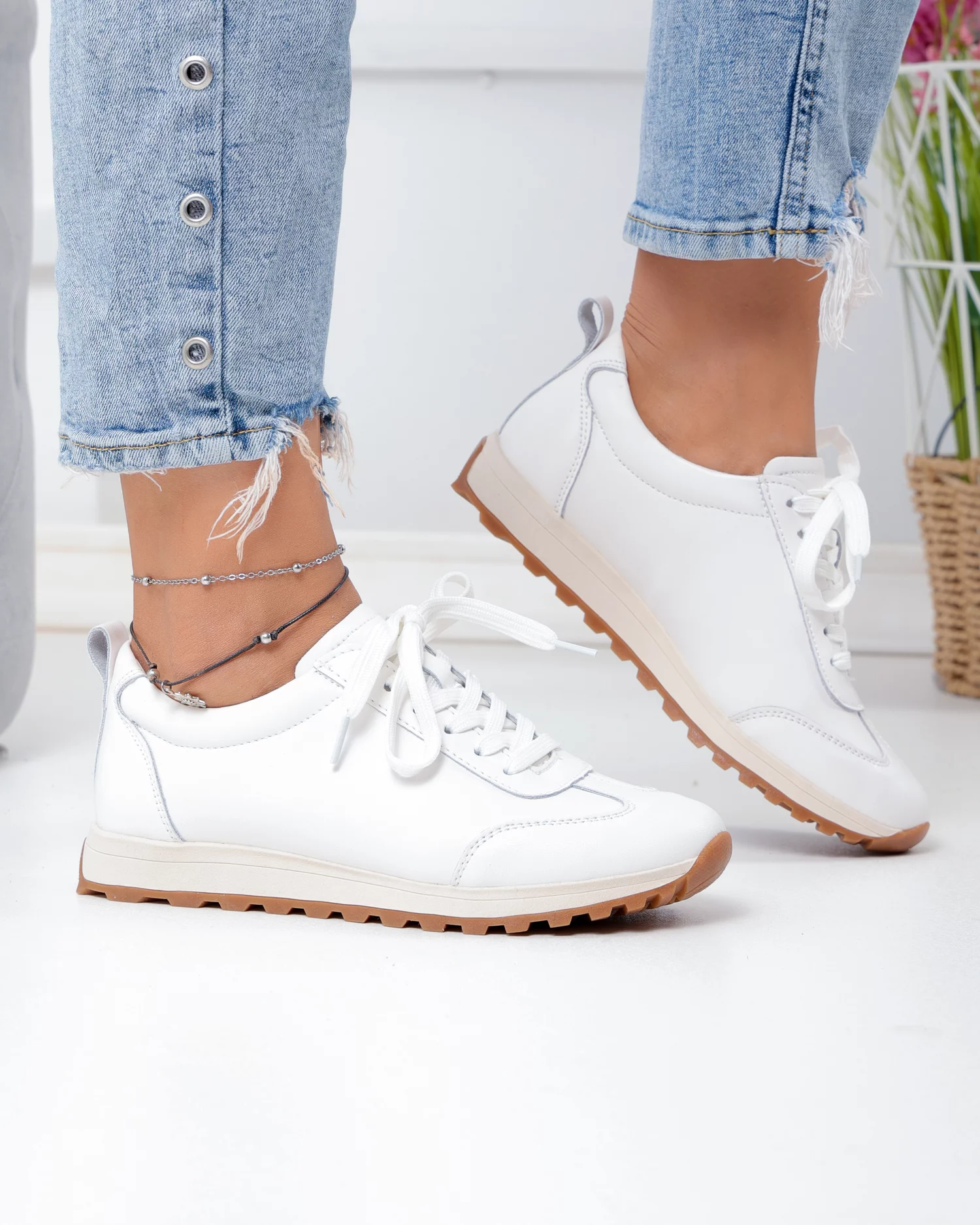 pantofi-casual-dama-piele-naturala-albi-cu-inchidere-sireturi-f002-642-103360-2.webp