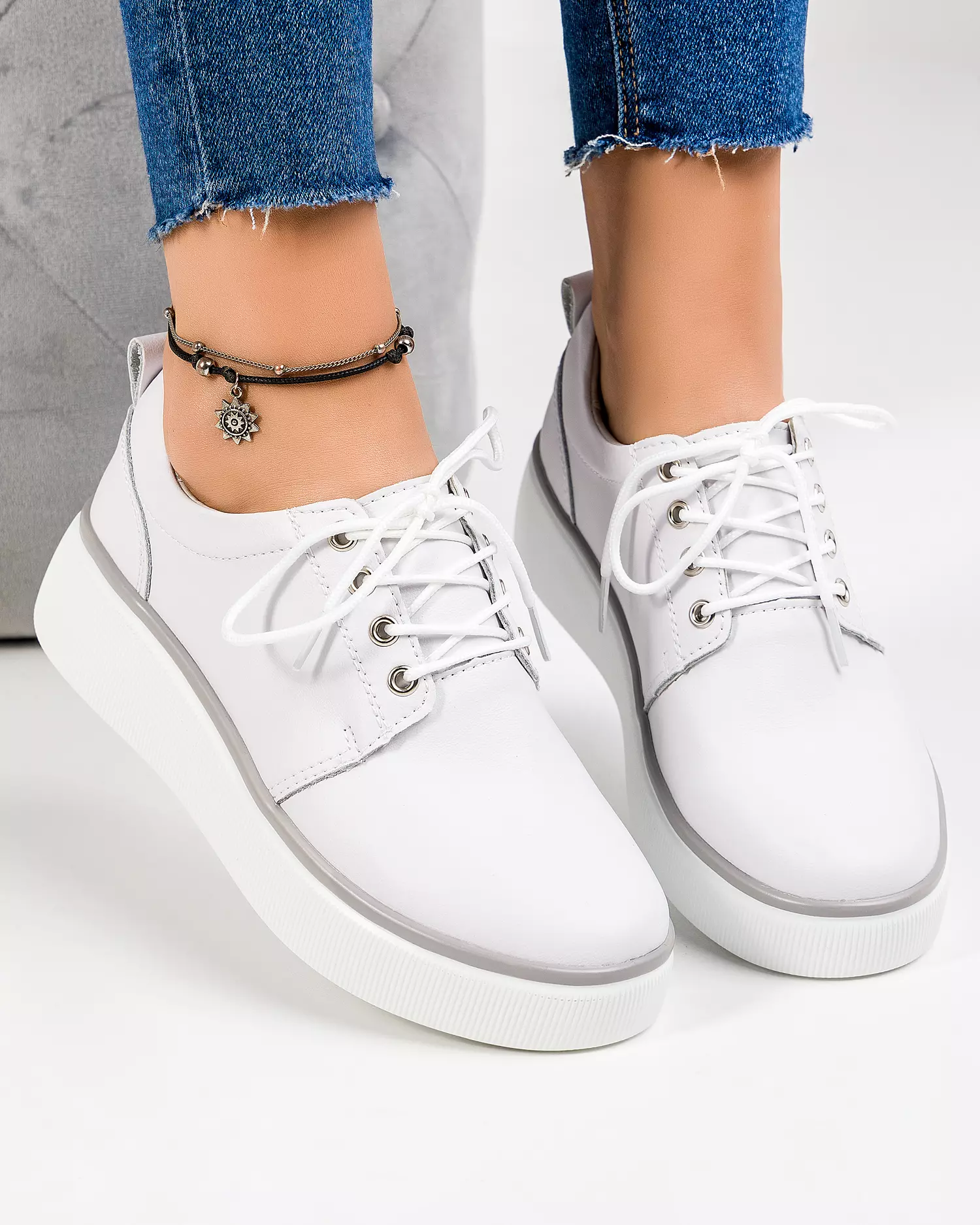 pantofi-casual-dama-piele-naturala-albi-cu-inchidere-sireturi-si-talpa-groasa-t-3089-48655-2.webp
