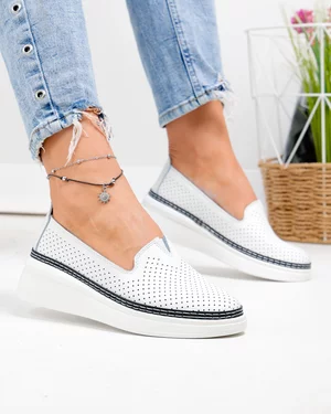Pantofi casual dama piele naturala albi cu inchidere slip-on si talpa flexibila JY6701