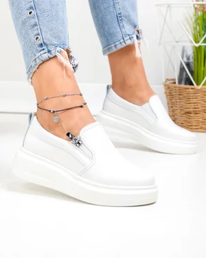 Pantofi casual dama piele naturala albi cu inchidere slip-on T6051