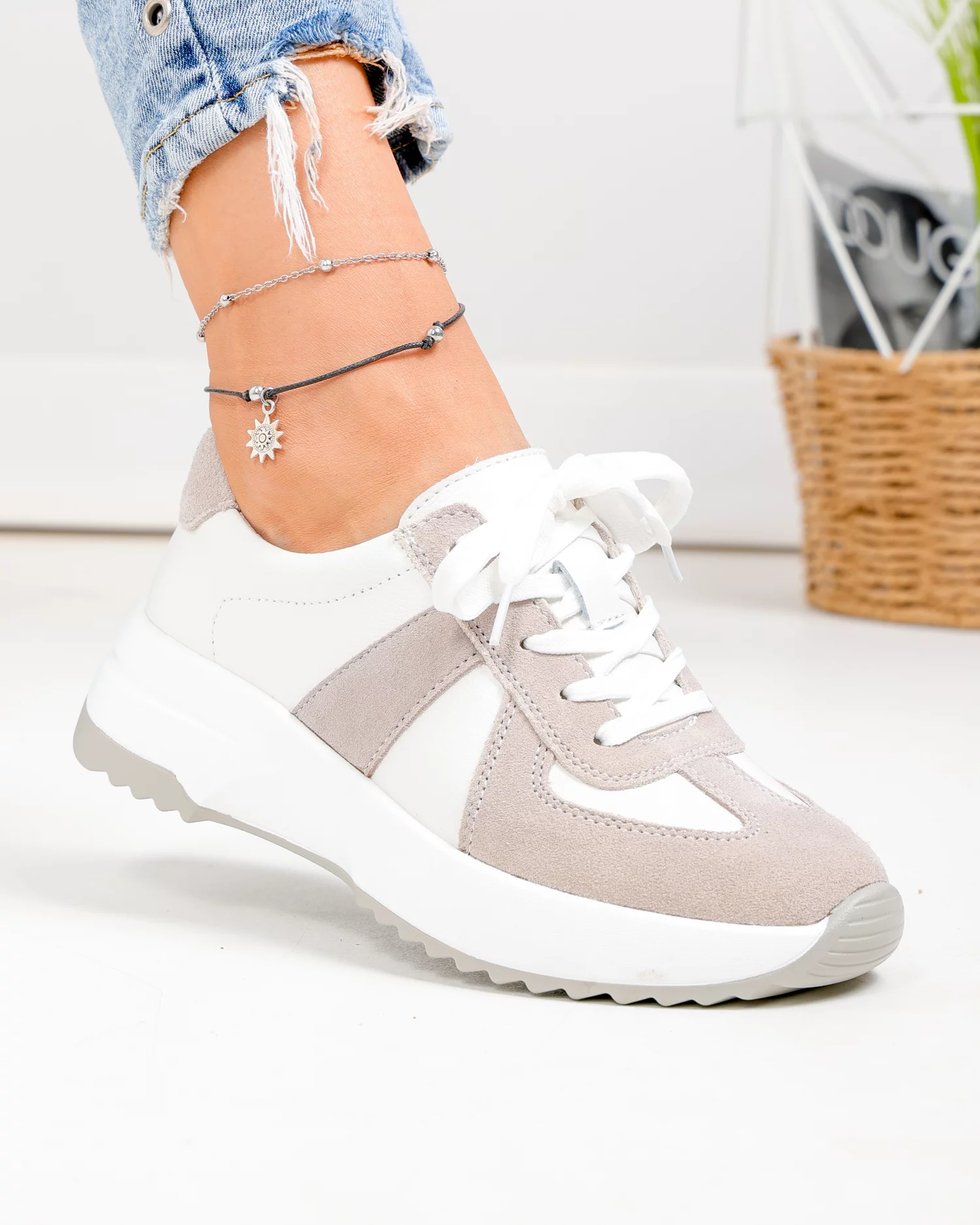 pantofi-casual-dama-piele-naturala-albi-cu-piele-intoarsa-gri-t-8077-100396-2.webp