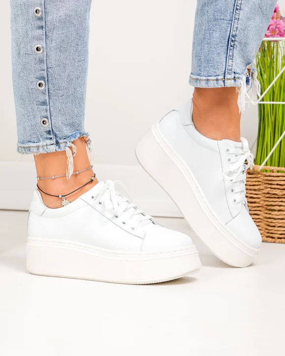 Pantofi casual dama piele naturala albi cu talpa groasa si inchidere sireturi PC207