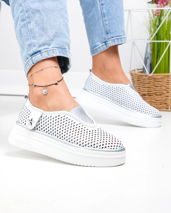 Pantofi casual dama piele naturala albi perforati cu talpa groasa T-9008