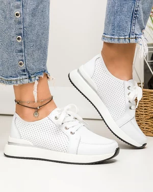 Pantofi casual dama piele naturala albi perforati cu varf rotund T-5951