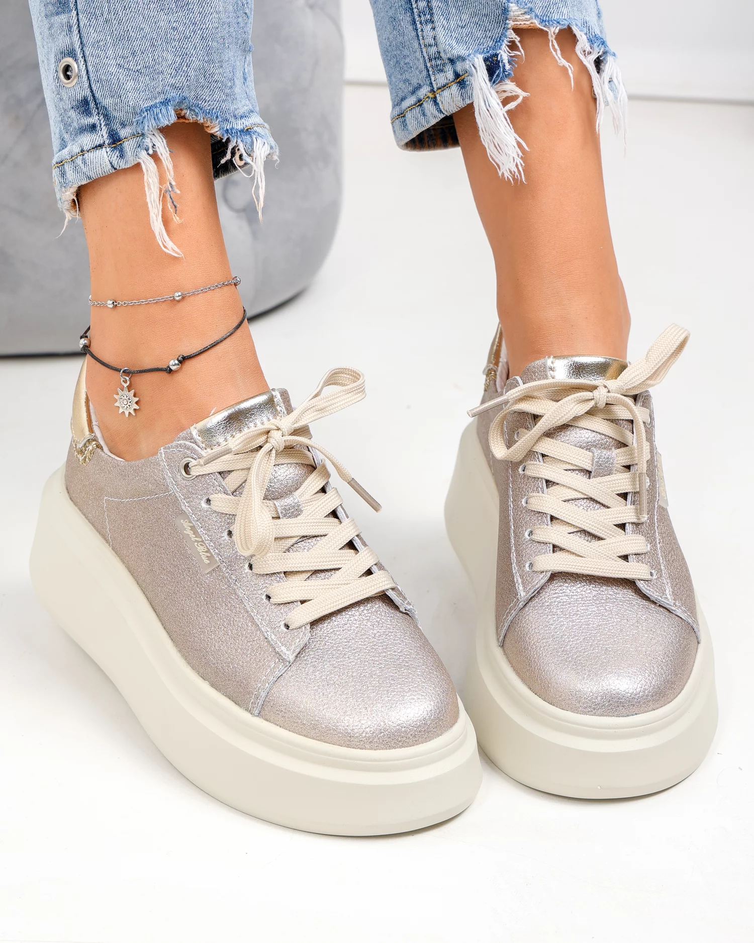 pantofi-casual-dama-piele-naturala-auriu-cu-sclipici-si-inchidere-sireturi-f002-426b-95917-2.webp