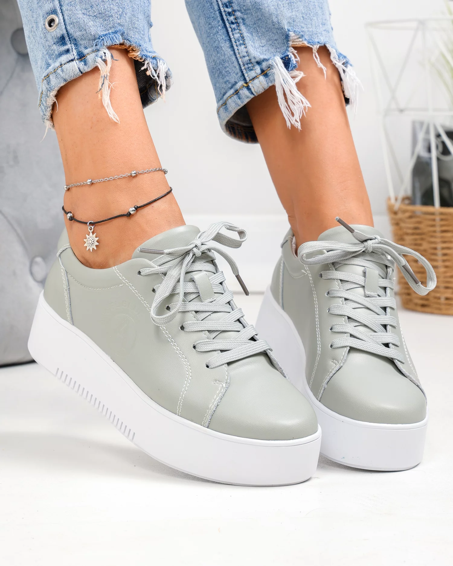 pantofi-casual-dama-piele-naturala-barilla-cu-inchidere-sireturi-f002-470-96061-2.webp
