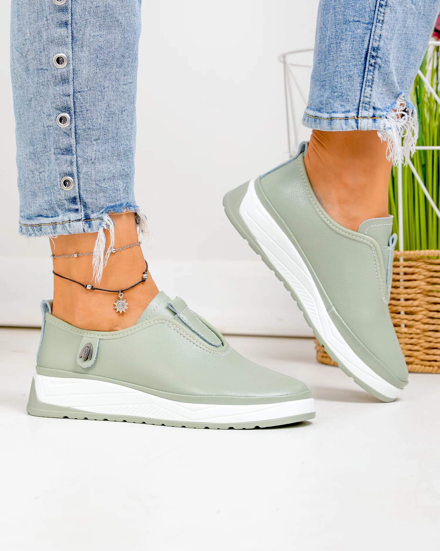 pantofi-casual-dama-piele-naturala-barilla-cu-inchidere-slip-on-jy-5671-99766-2.webp