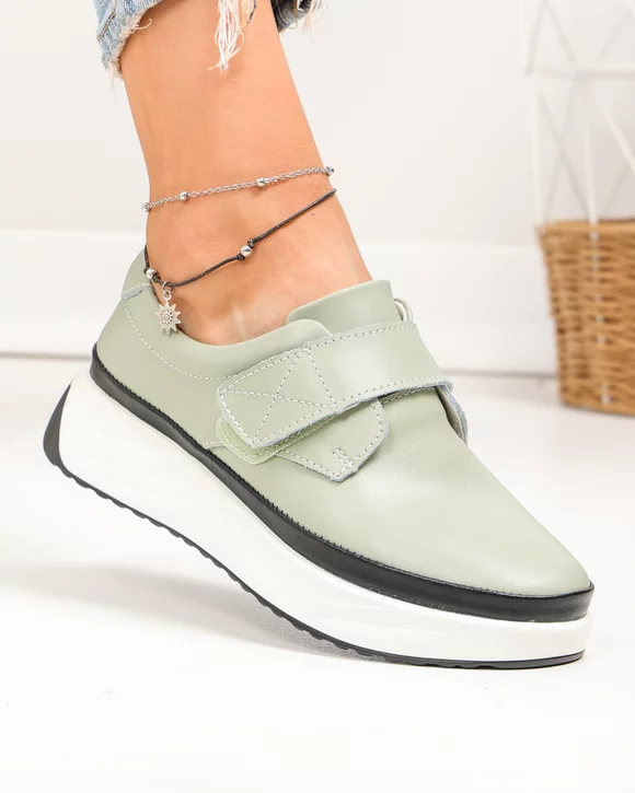 Pantofi casual dama piele naturala barilla cu varf rotund si inchidere scai T6086