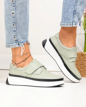 Pantofi casual dama piele naturala barilla cu varf rotund si inchidere scai T6086