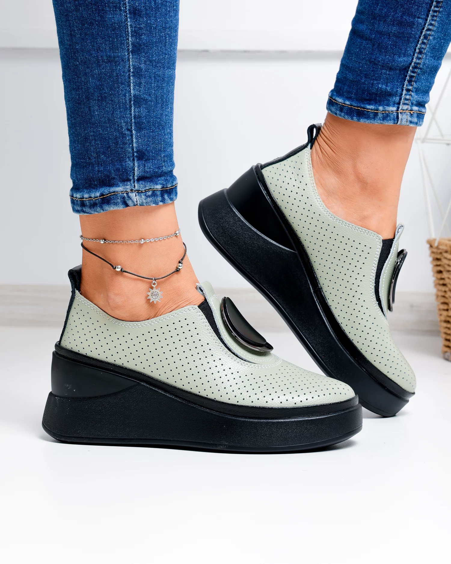 pantofi-casual-dama-piele-naturala-barilla-perforati-cu-inchidere-slip-on-t-6050h-102736-2.webp