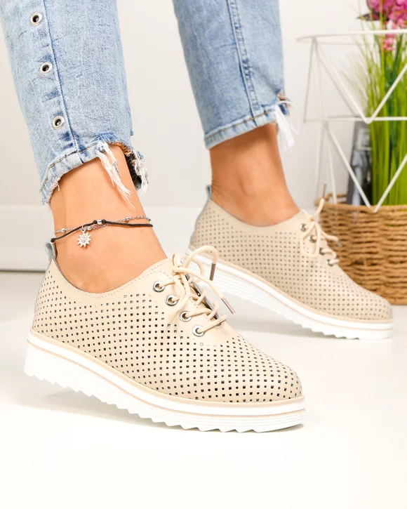 Pantofi casual dama piele naturala bej cu inchidere sireturi perforati XH-3200