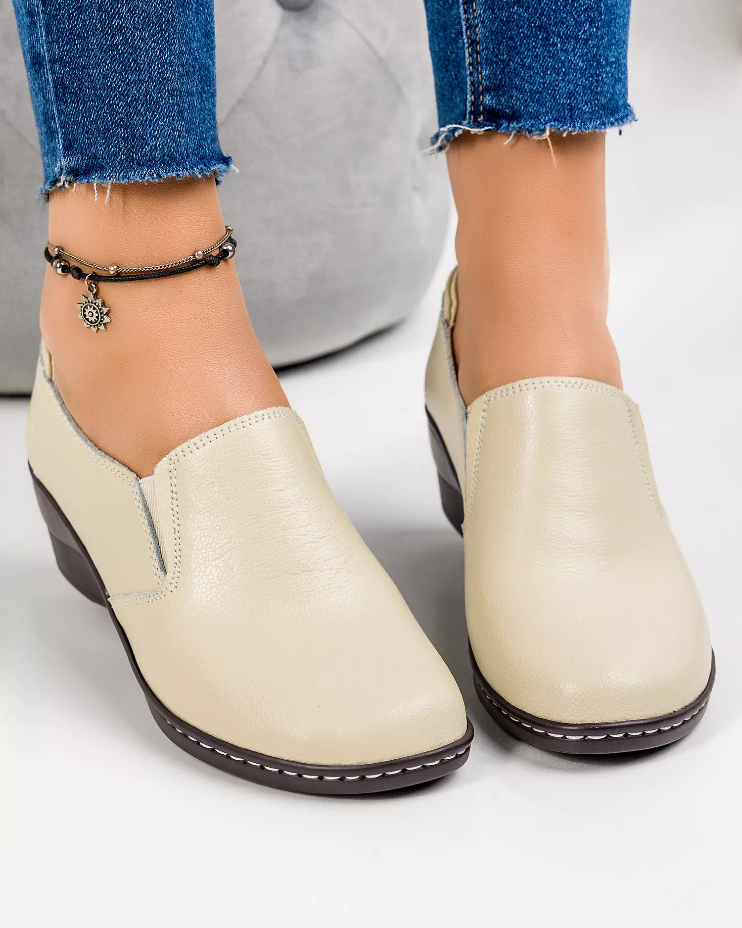 pantofi-casual-dama-piele-naturala-bej-cu-inchidere-slip-on-jbs-135-48880-2.webp