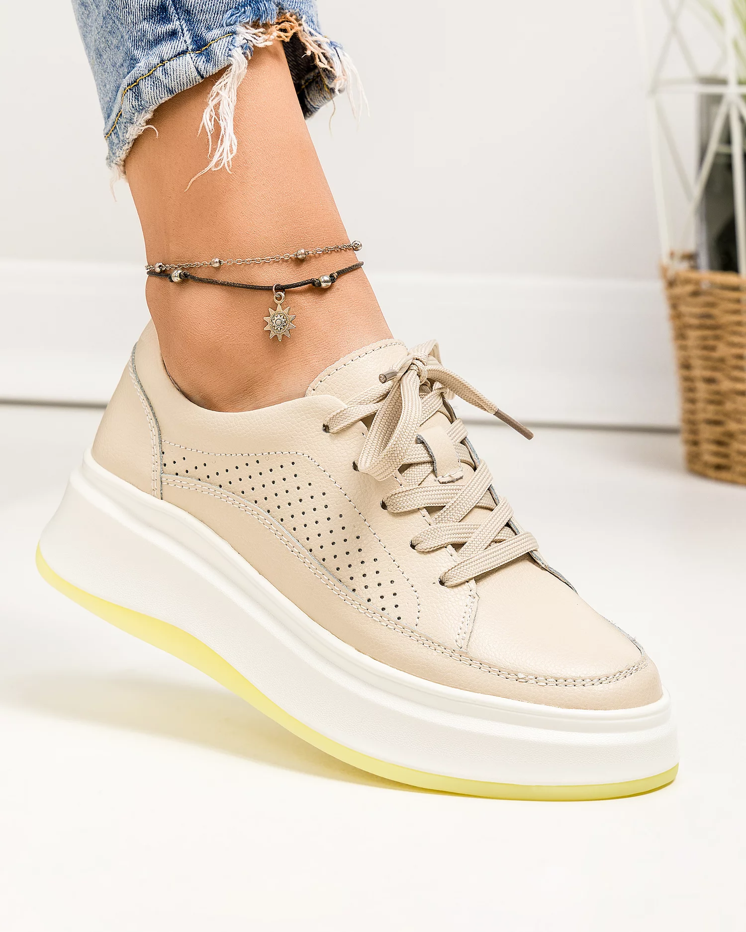 pantofi-casual-dama-piele-naturala-bej-cu-talpa-stratificata-f002-285-80551-2.webp