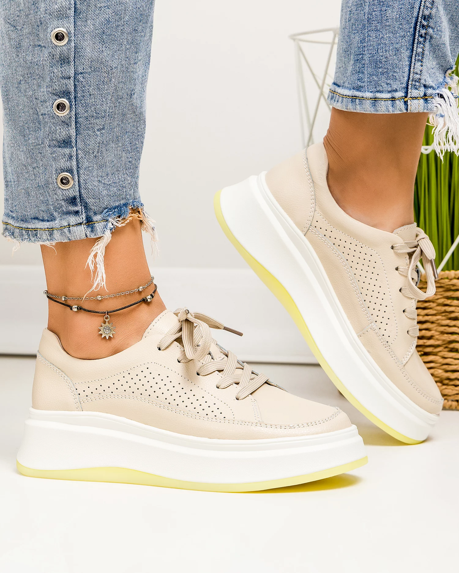 pantofi-casual-dama-piele-naturala-bej-cu-talpa-stratificata-f002-285-80557-2.webp