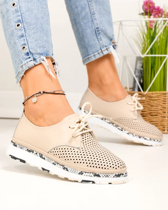 Pantofi casual dama piele naturala bej partial perforati cu inchidere sireturi JY3930