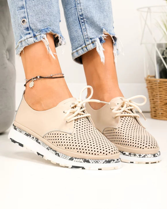 Pantofi casual dama piele naturala bej partial perforati cu inchidere sireturi JY3930
