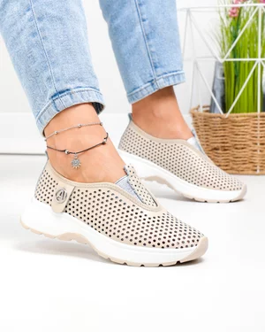 Pantofi casual dama piele naturala bej perforati cu talpa flexibila si inchidere slip-on T6041