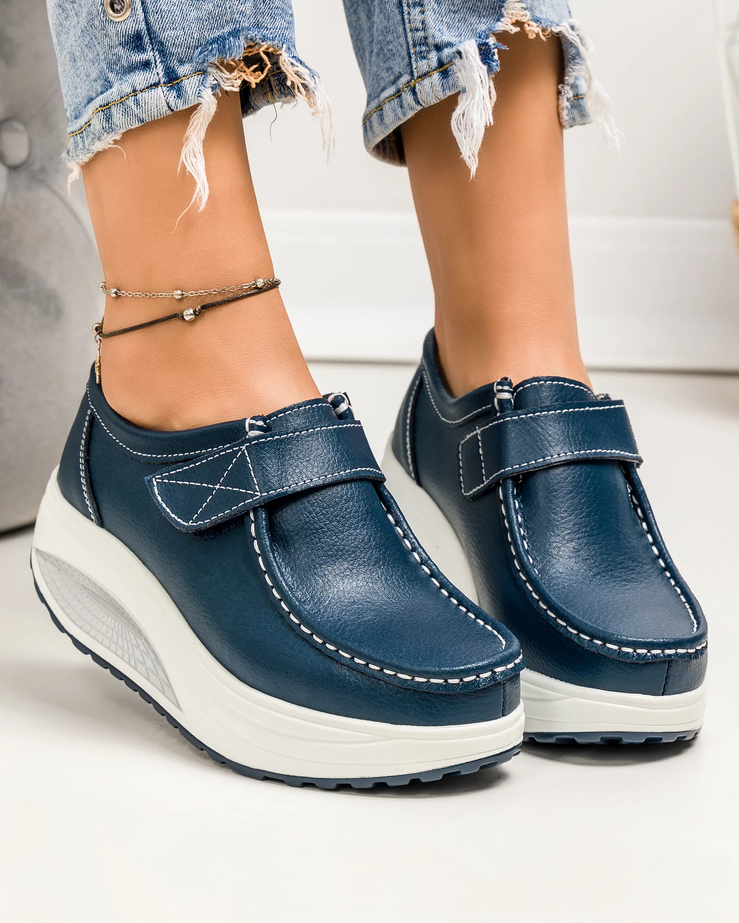 pantofi-casual-dama-piele-naturala-bleumarin-cu-inchidere-scai-f003-001-80131-2.webp