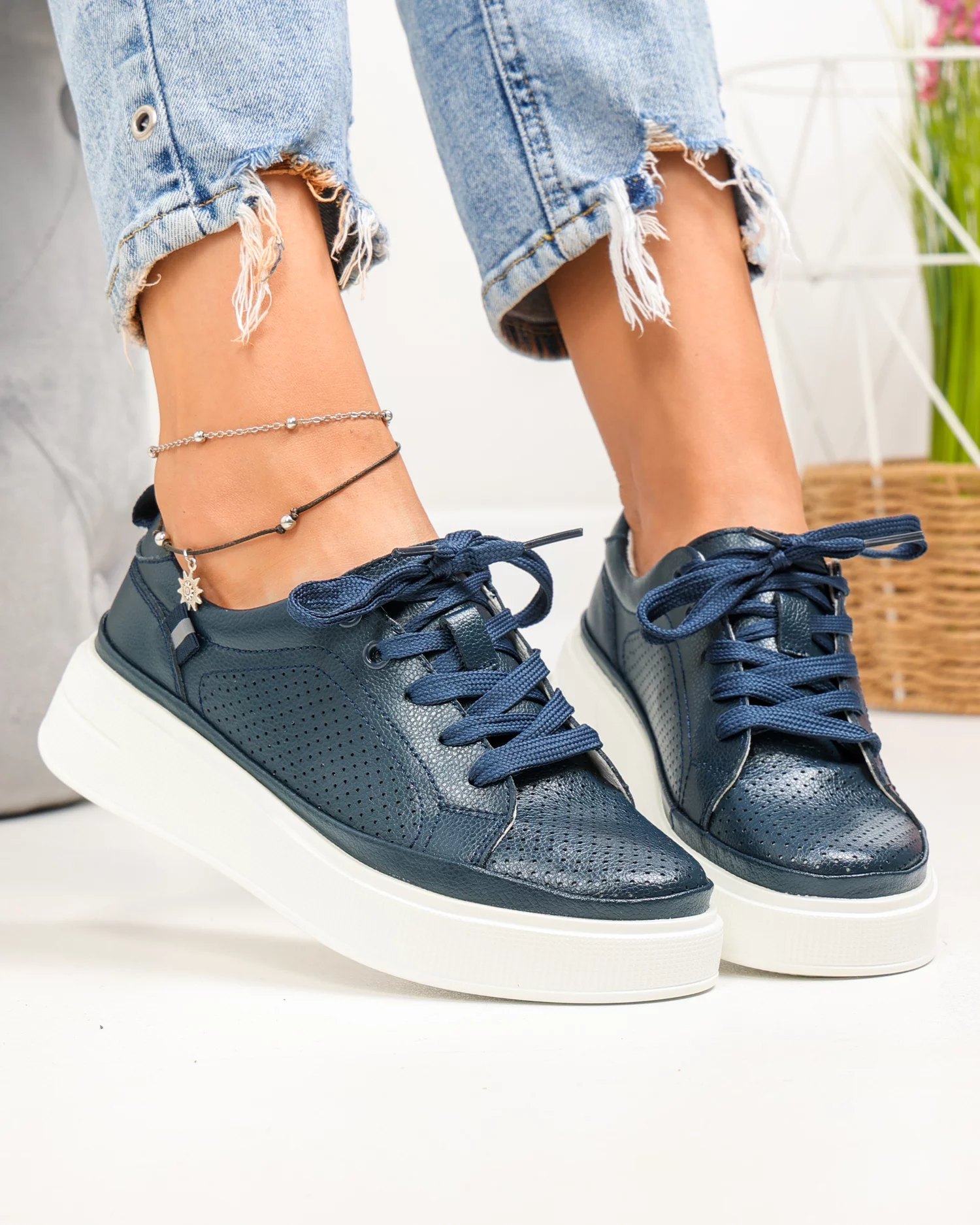 pantofi-casual-dama-piele-naturala-bleumarin-cu-talpa-alba-jy3285-97588-2.webp