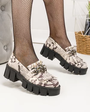 Pantofi casual dama piele naturala cu imprimeu sarpe accesorizat cu lant metalic BA027