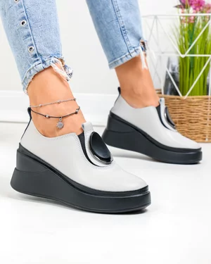 Pantofi casual dama piele naturala gri cu aplicatie metalica T6050