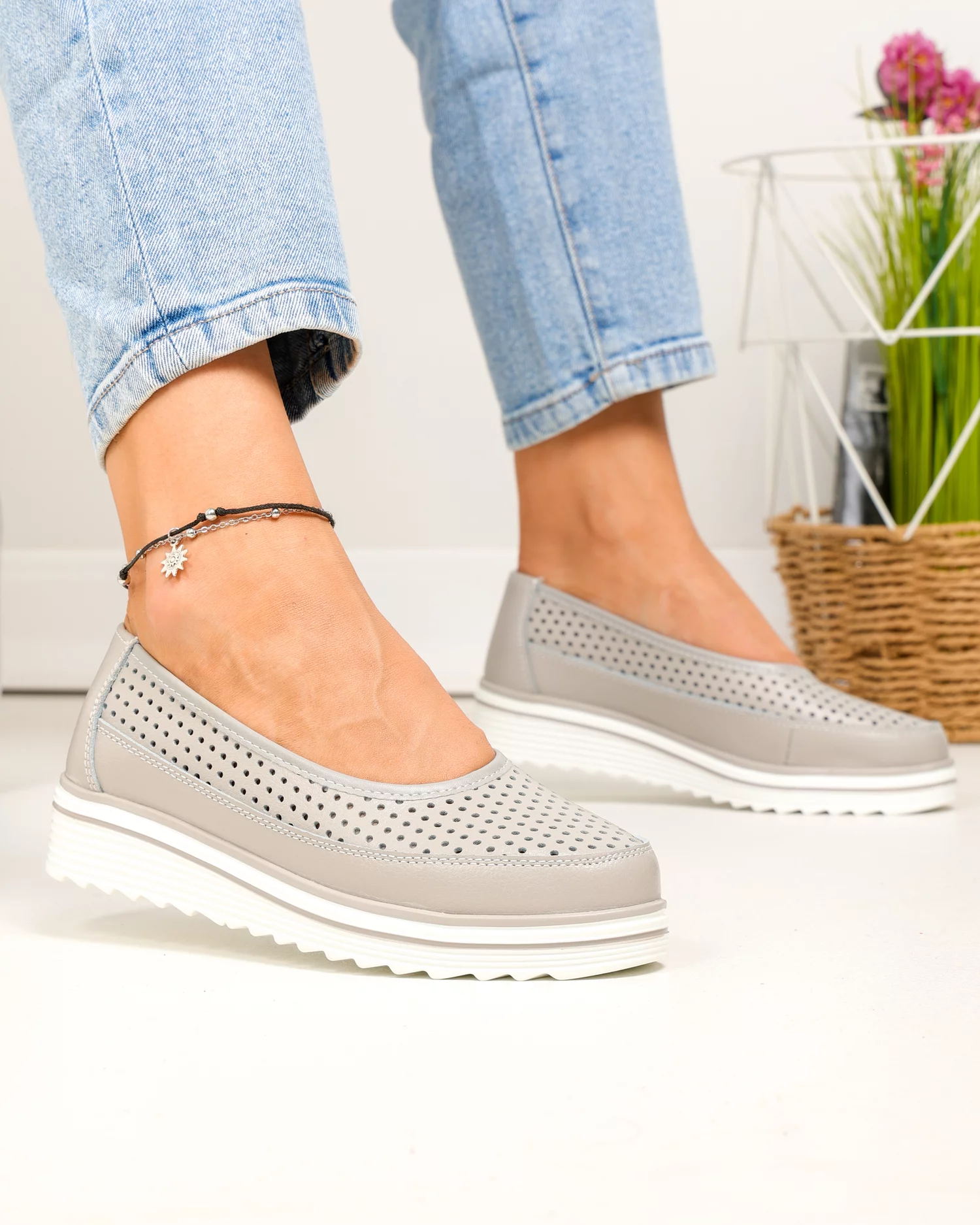pantofi-casual-dama-piele-naturala-gri-cu-inchidere-slip-on-vk-f001-504-87172-2.webp