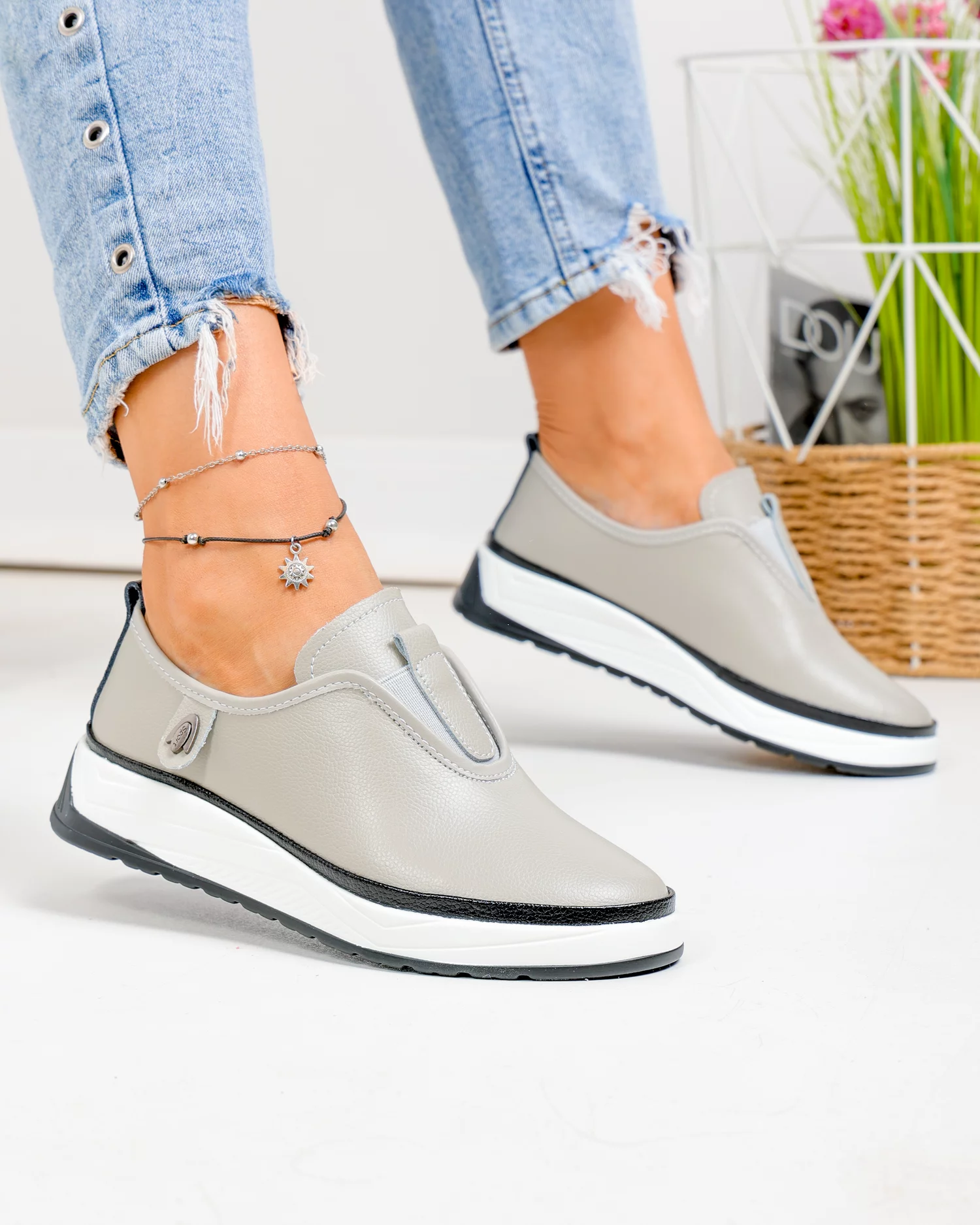 pantofi-casual-dama-piele-naturala-gri-cu-talpa-flexibila-jy-5671-99793-2.webp