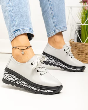 Pantofi casual dama piele naturala gri deschis cu negru si varf rotund JY5096