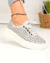 Pantofi casual dama piele naturala gri deschis cu perforatii model floral si talpa alba JY3230 3