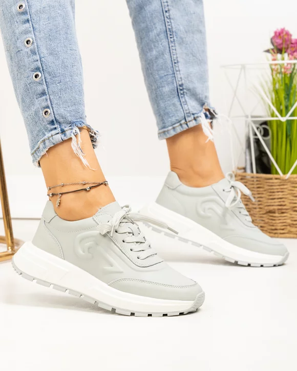 Pantofi casual dama piele naturala gri deschis cu talpa usor flexibila si inchidere sireturi F001-751