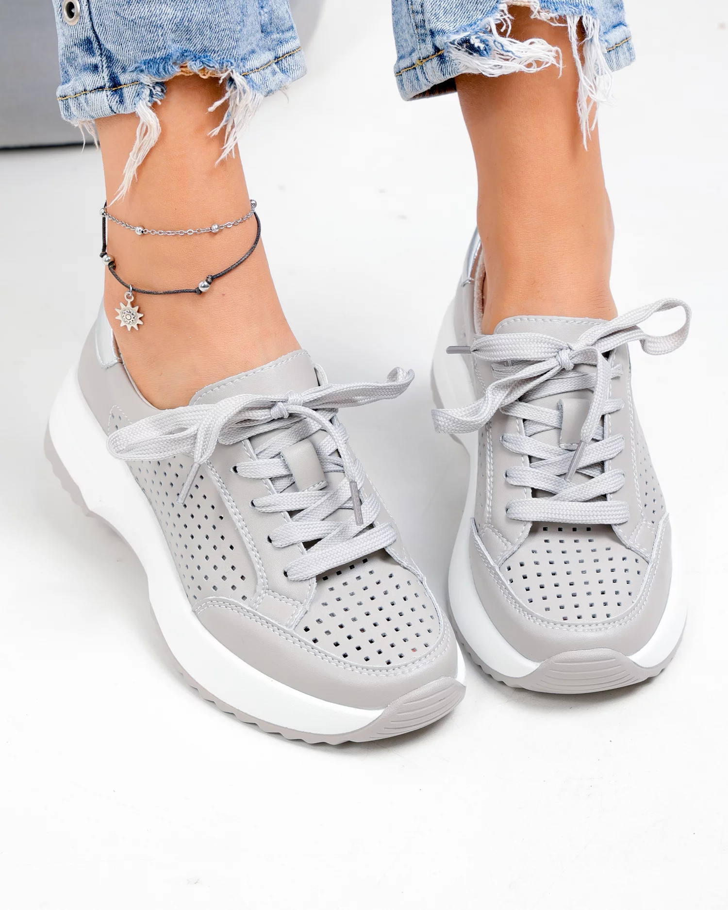 pantofi-casual-dama-piele-naturala-gri-perforati-cu-detaliu-argintiu-t-2820-100933-2.webp