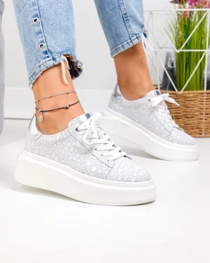 Incaltaminte Dama - Pantofi casual dama piele naturala intoarsa albi cu model lucios F002-426A