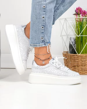 Pantofi casual dama piele naturala intoarsa albi cu model lucios F002-426A