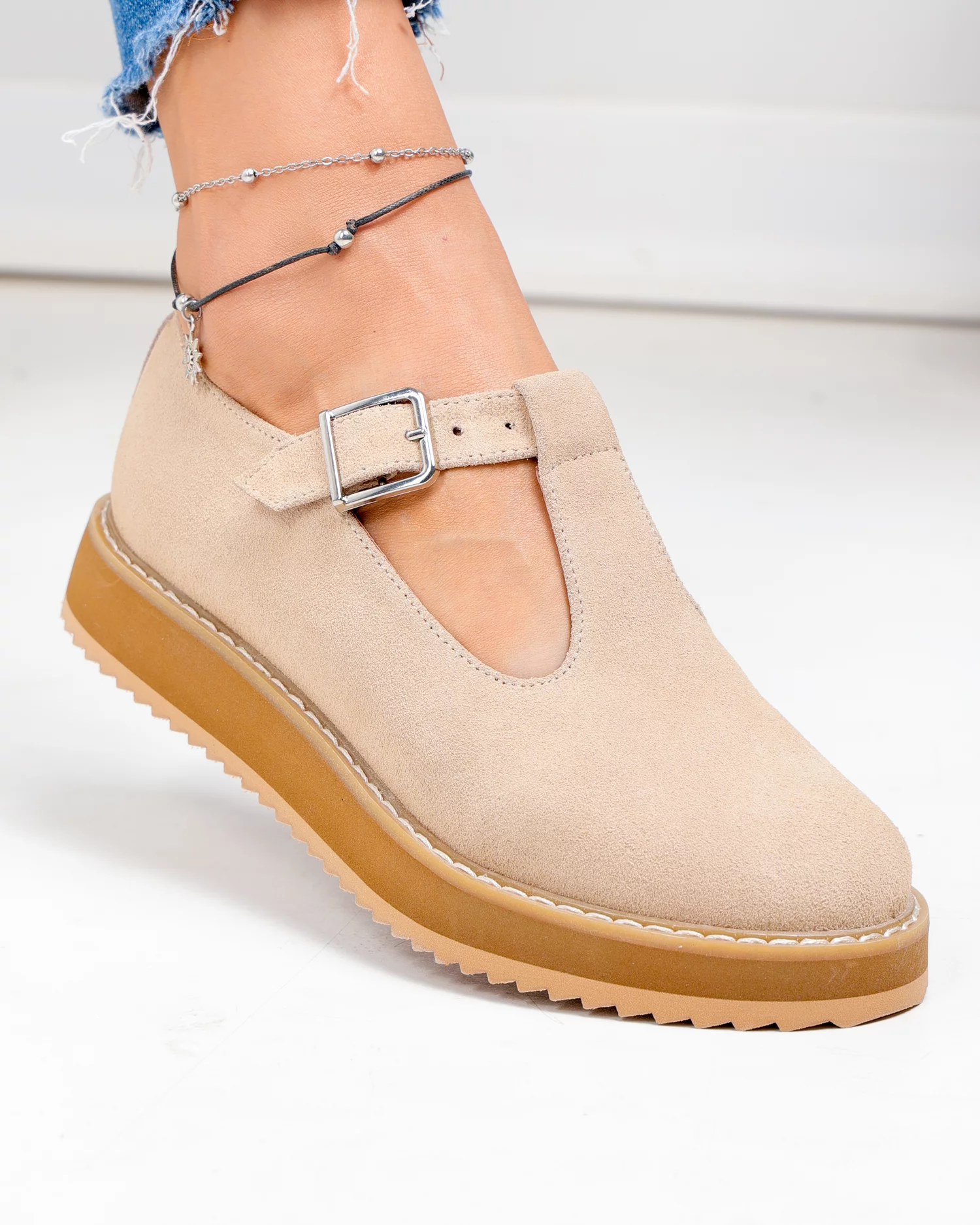 pantofi-casual-dama-piele-naturala-intoarsa-bej-cu-inchidere-catarama-wiz0126-102088-2.webp