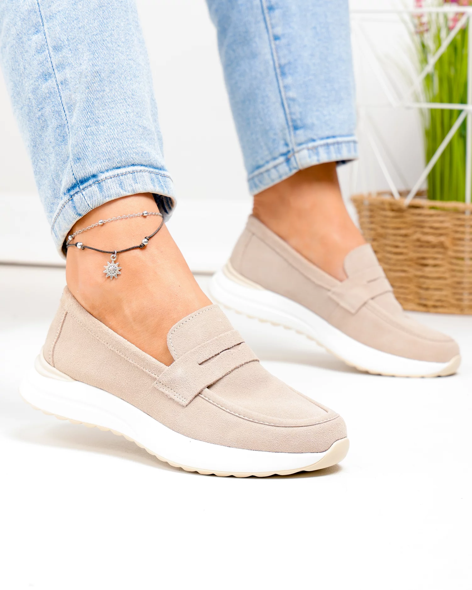 pantofi-casual-dama-piele-naturala-intoarsa-bej-cu-talpa-flexibila-t-2810-101332-2.webp