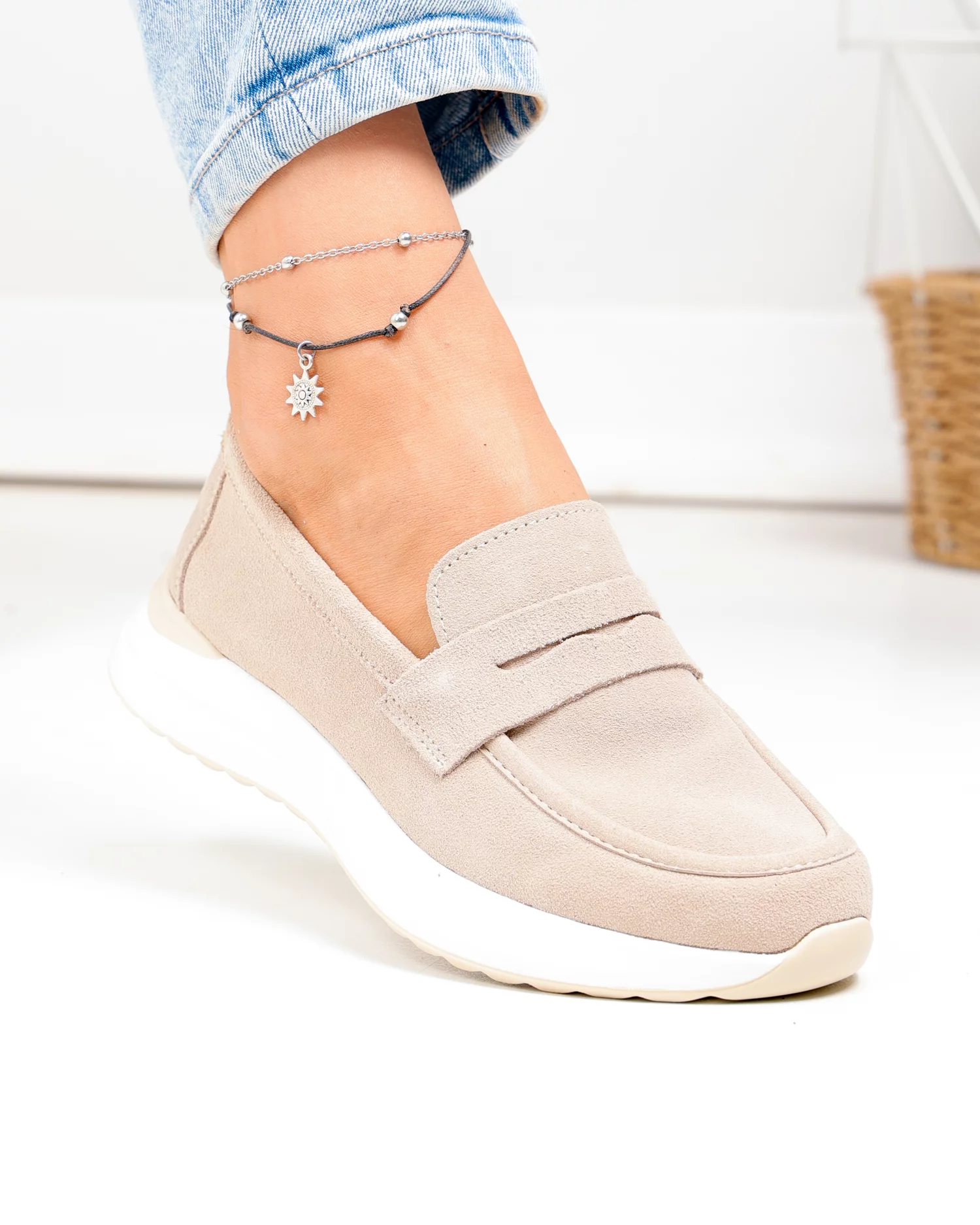 pantofi-casual-dama-piele-naturala-intoarsa-bej-cu-talpa-flexibila-t-2810-101335-2.webp