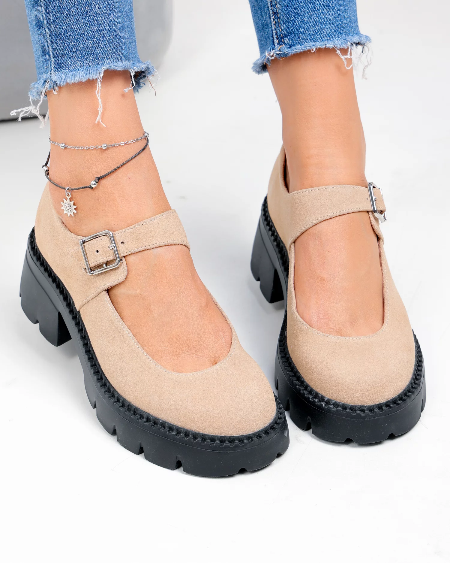 pantofi-casual-dama-piele-naturala-intoarsa-bej-cu-toc-gros-si-inchidere-catarama-wiz0326-102061-2.webp