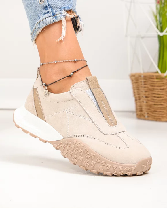 Pantofi casual dama piele naturala intoarsa bej cu varf rotund si inchidere slip-on JY6592-1
