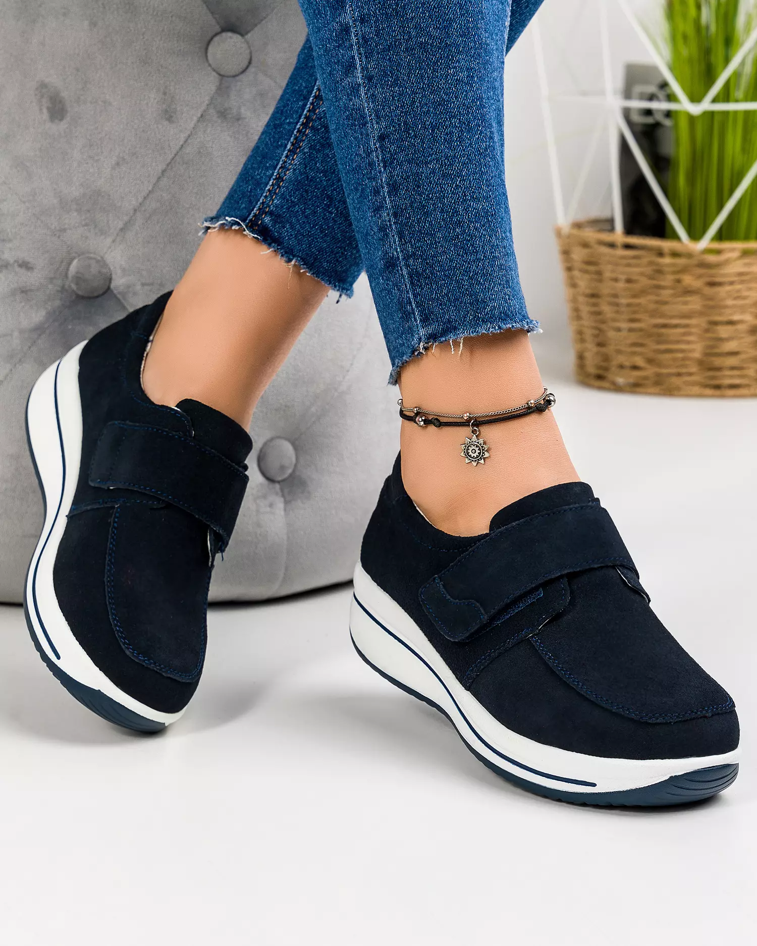 pantofi-casual-dama-piele-naturala-intoarsa-bleumarin-cu-talpa-groasa-f002-56-50167-2.webp