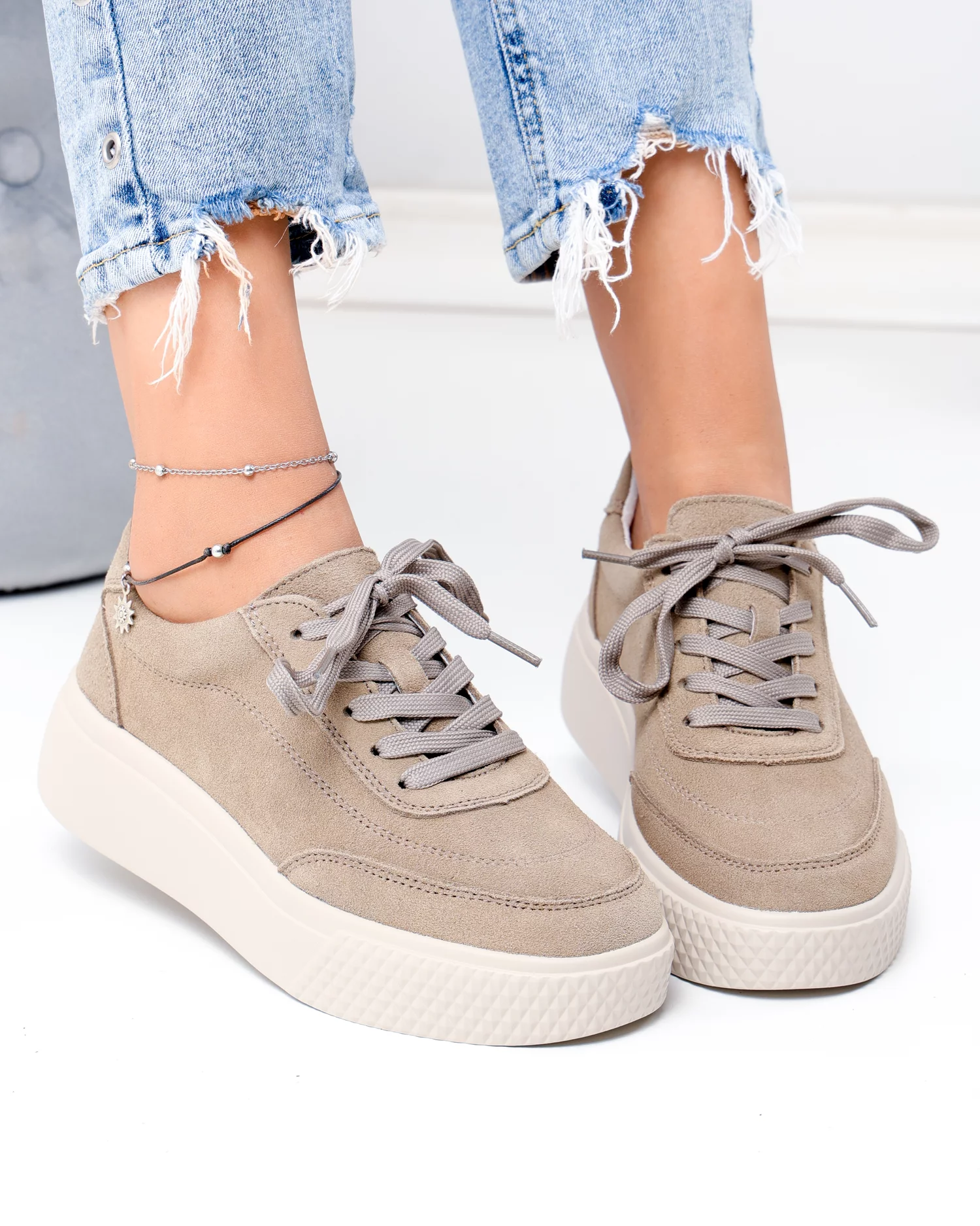 pantofi-casual-dama-piele-naturala-intoarsa-kaki-cu-inchidere-sireturi-si-varf-rotund-f001-924-103585-2.webp