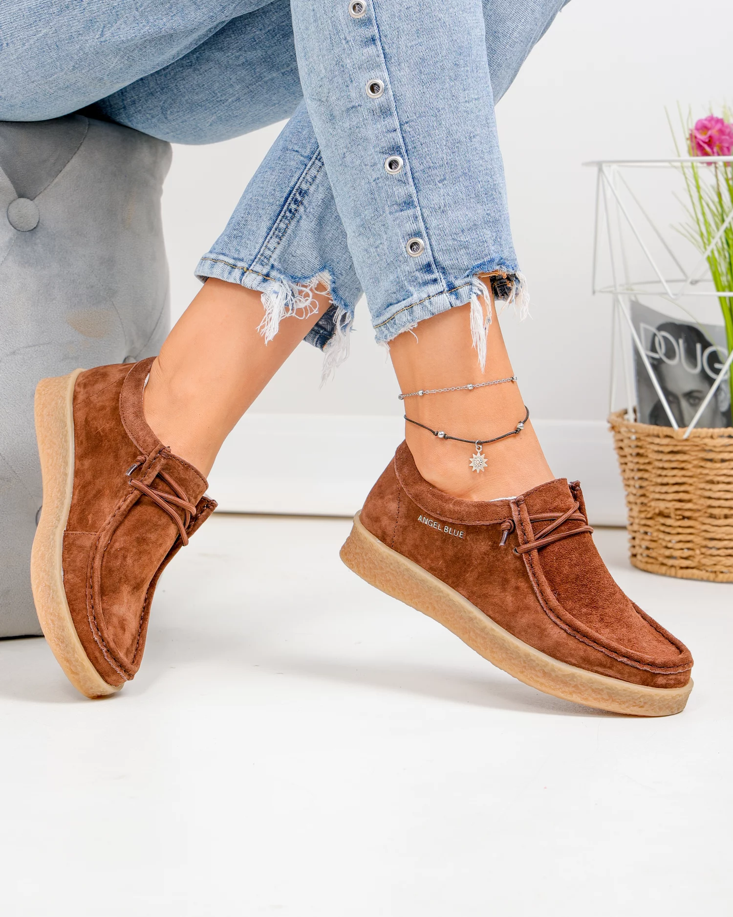 pantofi-casual-dama-piele-naturala-intoarsa-maro-cu-inchidere-siret-elastic-f002-516-100273-2.webp