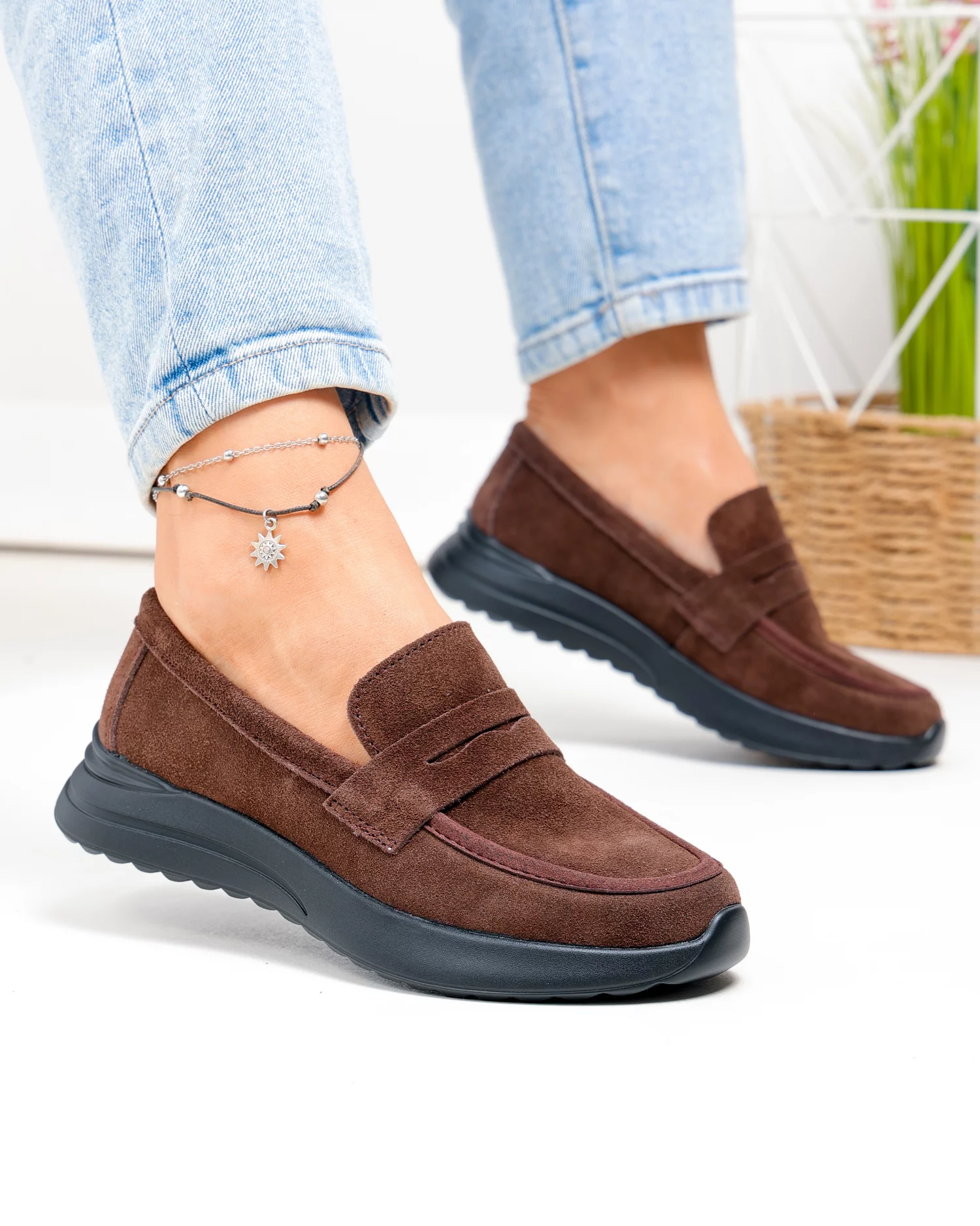 pantofi-casual-dama-piele-naturala-intoarsa-maro-cu-inchidere-slip-on-t-2810-101320-2.webp