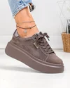 Pantofi casual dama piele naturala intoarsa maro cu varf rotund si inchidere sireturi F002-444 1
