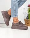 Pantofi casual dama piele naturala intoarsa maro cu varf rotund si inchidere sireturi F002-444 2