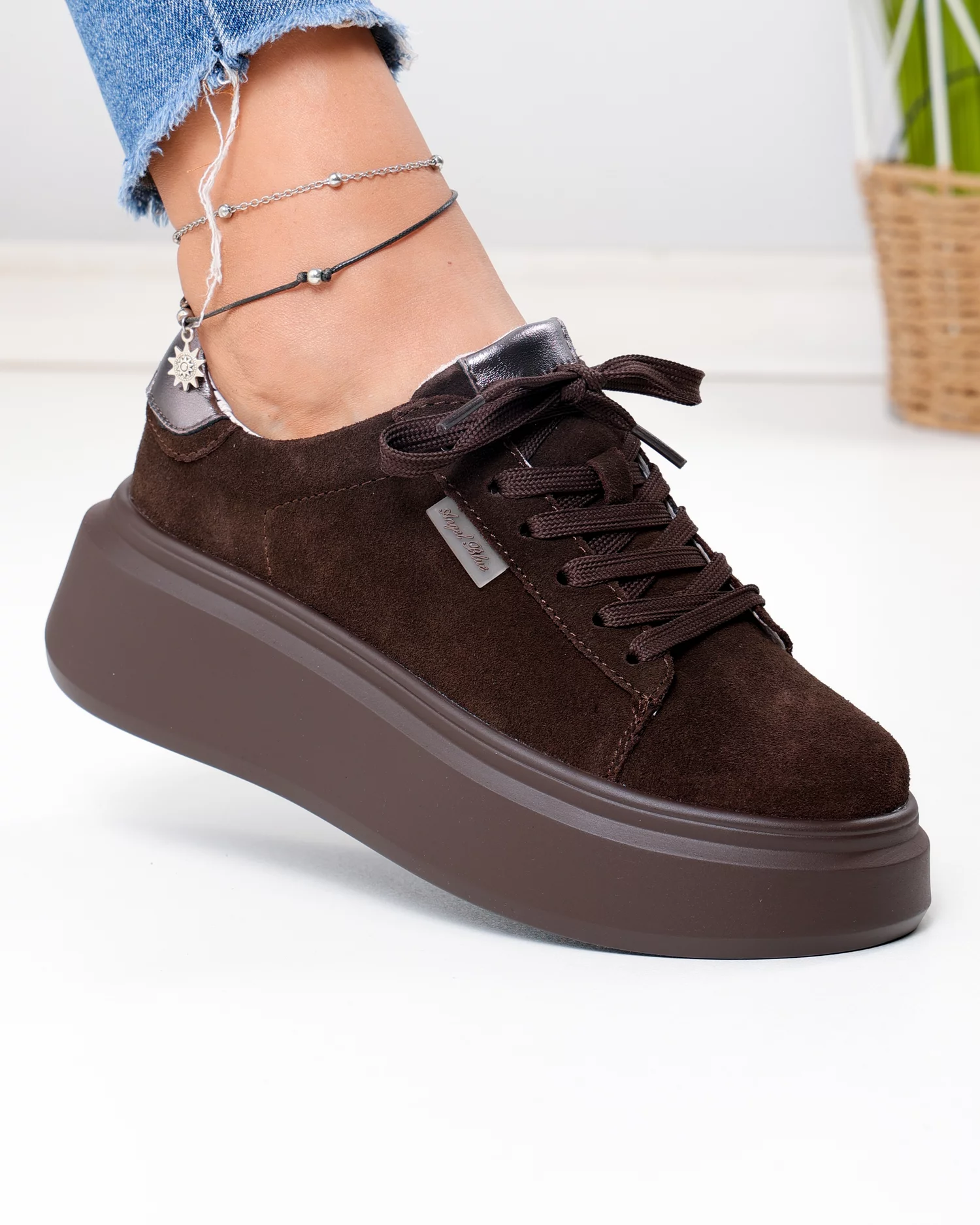 pantofi-casual-dama-piele-naturala-intoarsa-maro-inchis-cu-talpa-groasa-si-varf-rotund-f002-444-103774-2.webp