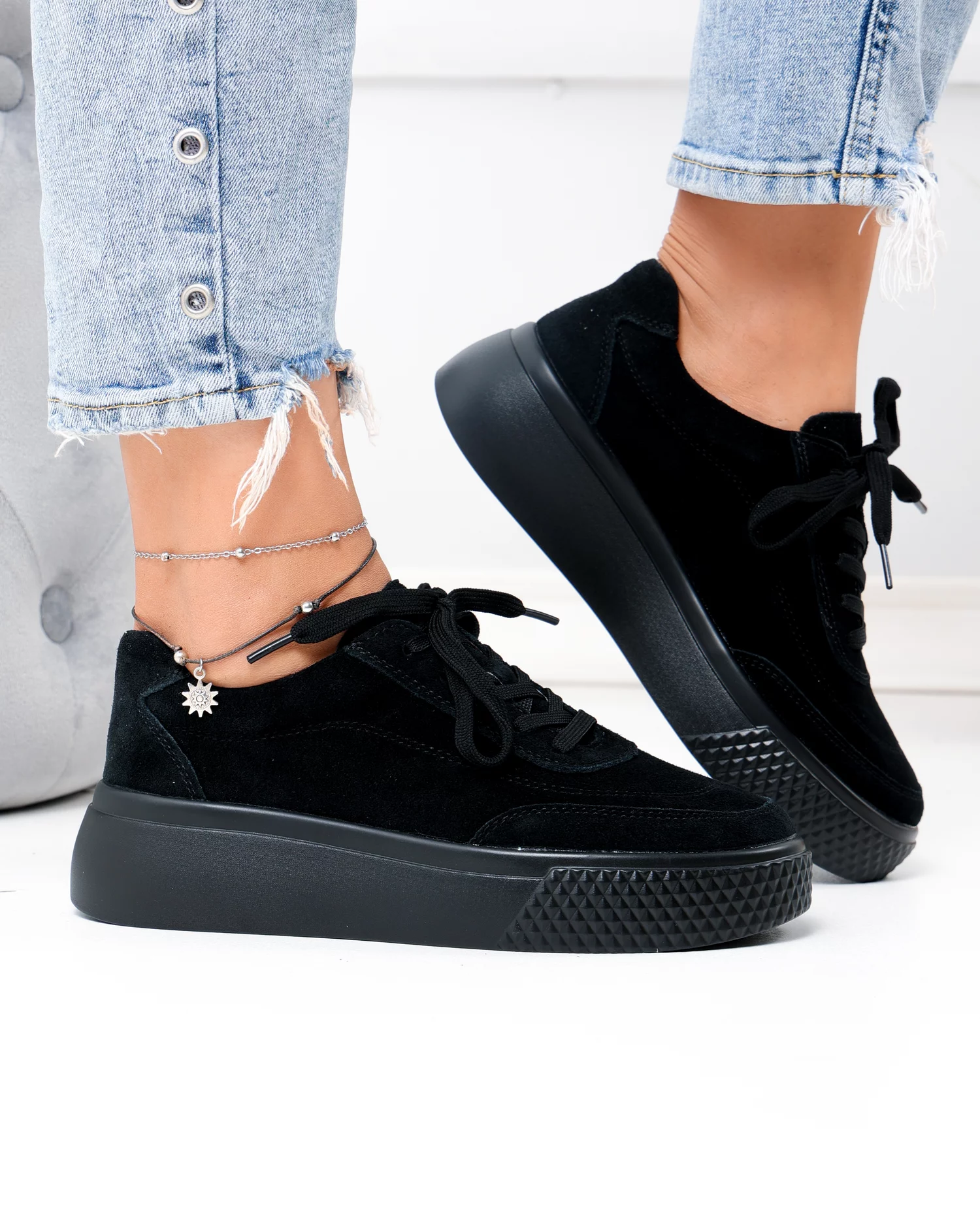 pantofi-casual-dama-piele-naturala-intoarsa-negri-cu-inchidere-sireturi-f001-924-103564-2.webp
